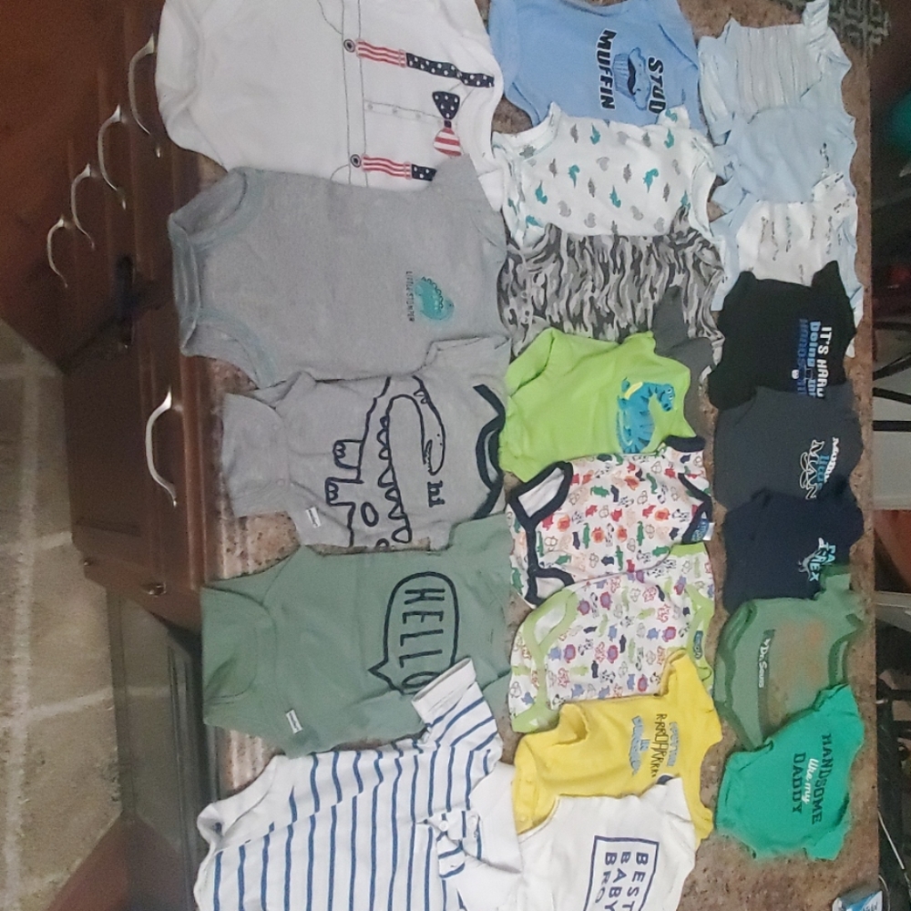 BABY BOY 0-3MO SUMMER ONESIE LOT